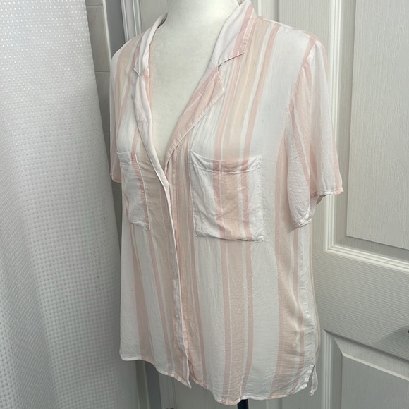 Cloth & Stone Anthropologie Short Sleeve Button Up Collar Pink & White Stripe - Picture 3 of 11